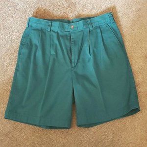 Farah golf shorts, size 34 waist, dark green
